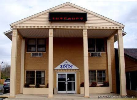 Fairview Inn & Suites Экстерьер фото